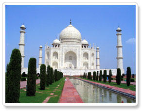 the taj mahal agra pictures during agra visit